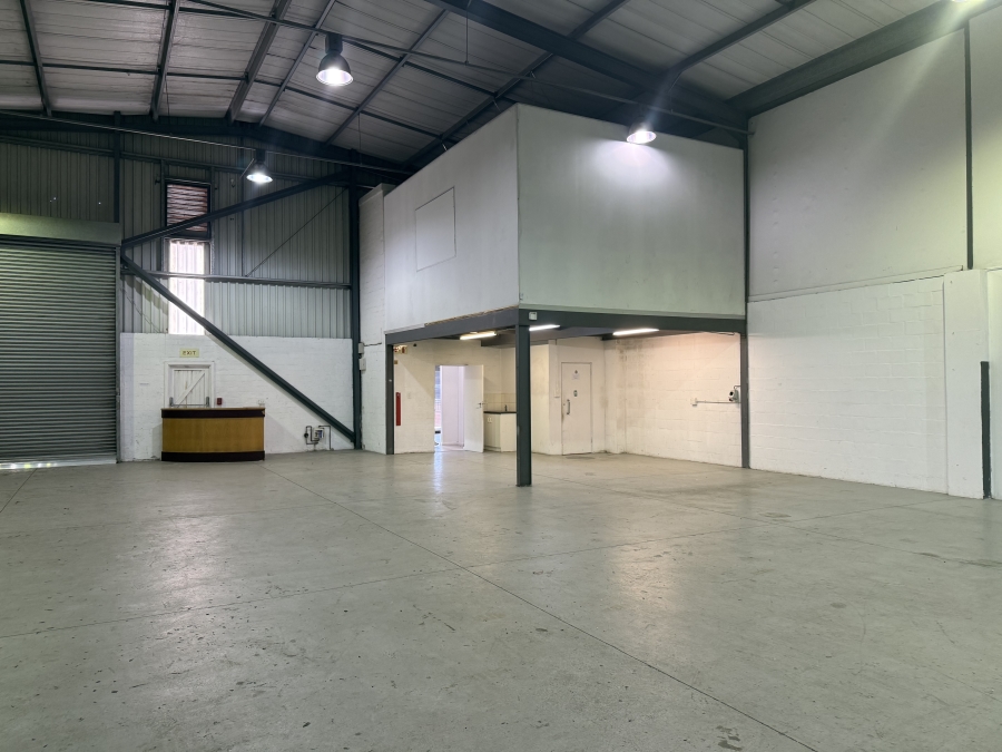 To Let Commercial Property for Rent in Mall Interchange Western Cape